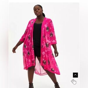 Plus Fuchsia Skull Kimono